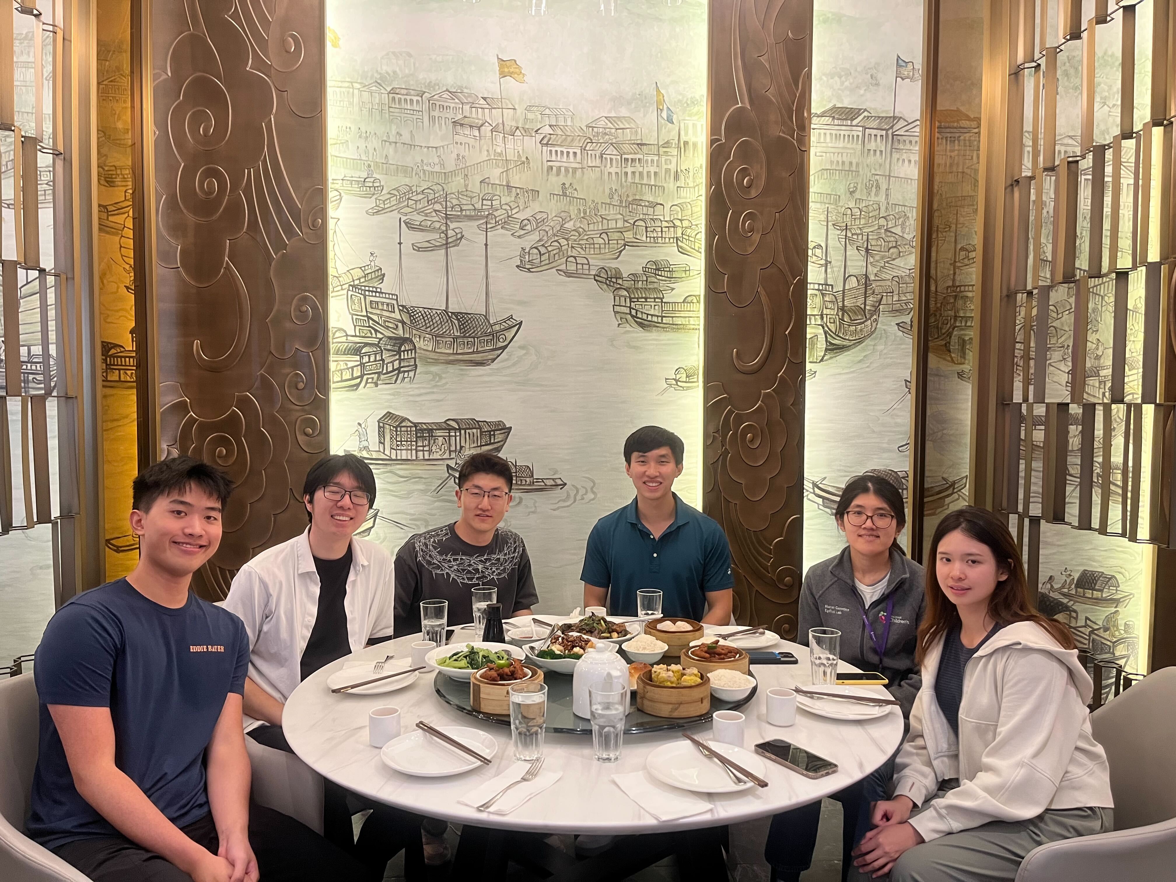 Group dinner at hotpot